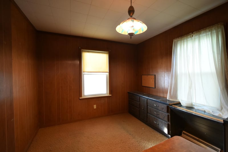 201 2nd St E, Wanamingo, MN 55983