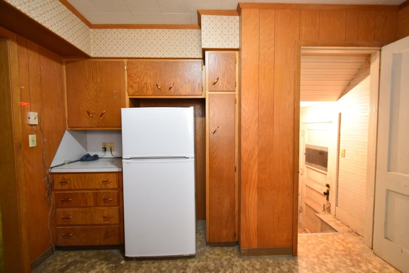 201 2nd St E, Wanamingo, MN 55983