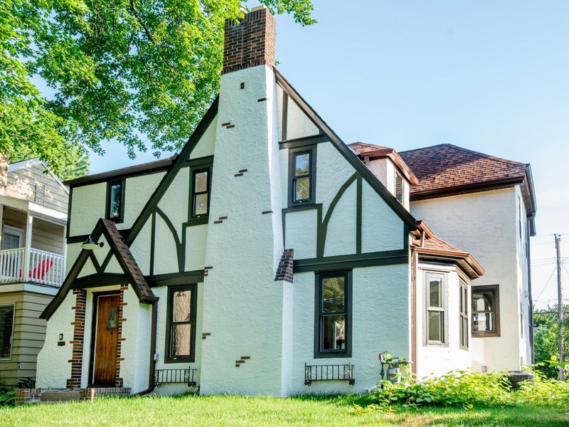 1443 Eleanor Ave, Saint Paul, MN 55116