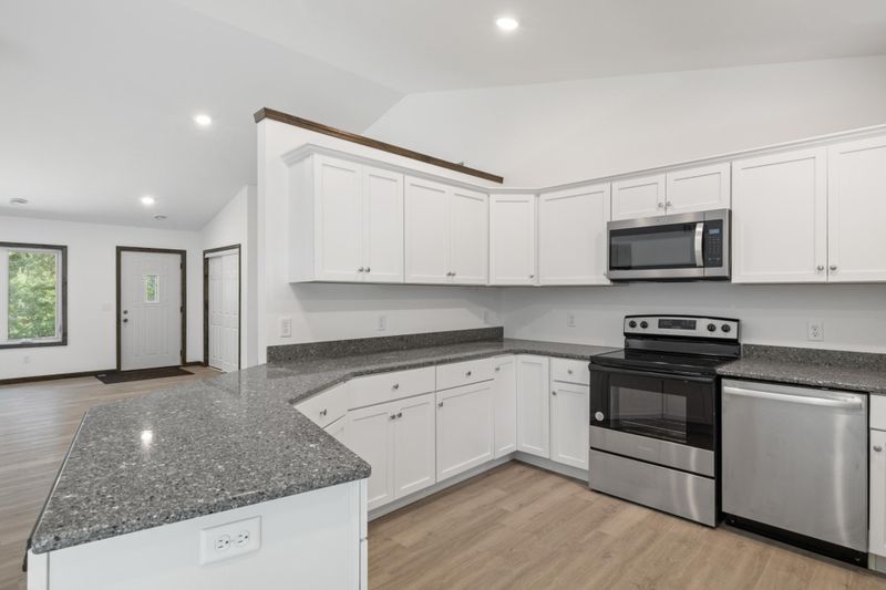 31051 Spring Loop, Breezy Point, MN 56472