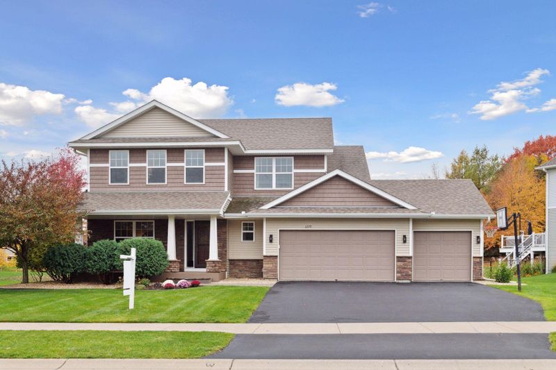 6375 Maple Dr, Victoria, MN 55387