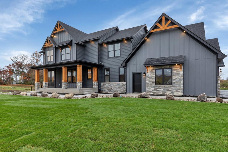16556 Inca St NW, Andover, MN 55304