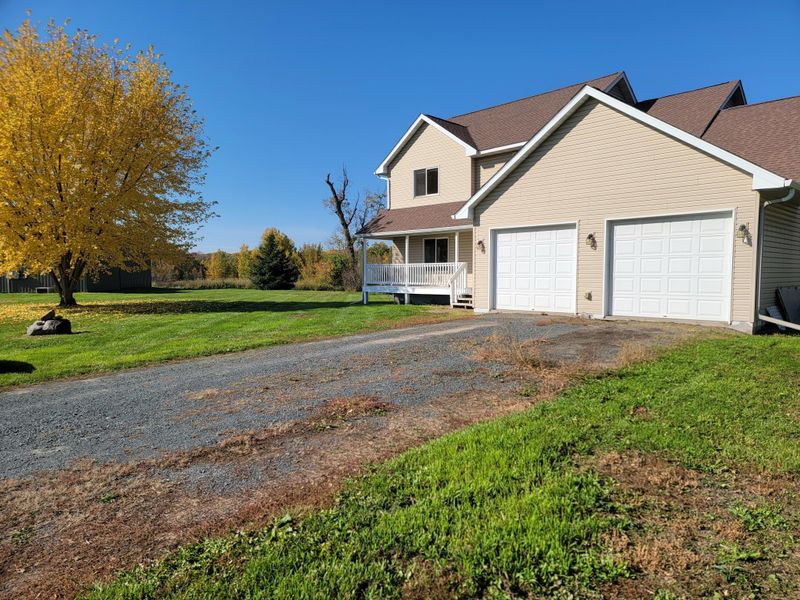 16908 320th St, Shafer, MN 55074