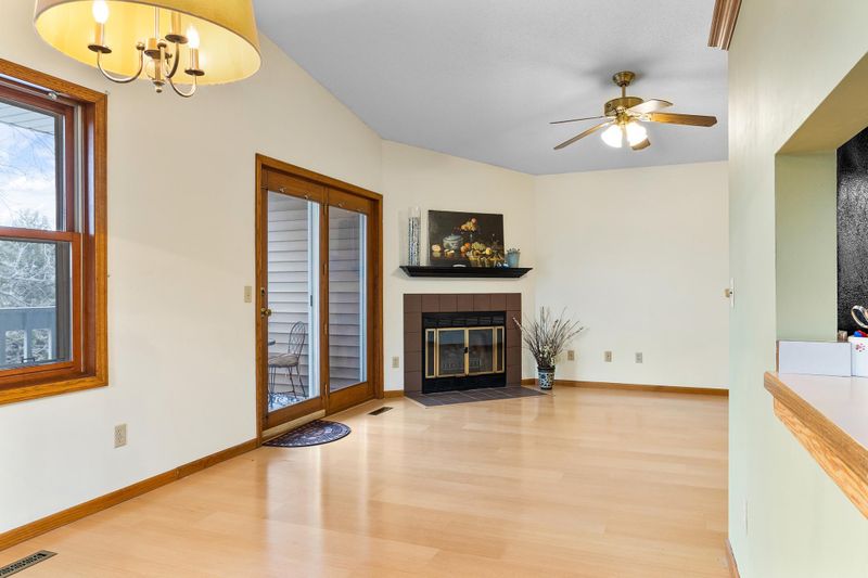 1892 Southpointe Ter #B1892, Eagan, MN 55122