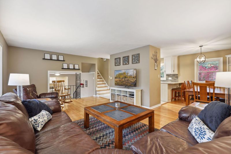2234 Sierra Dr, White Bear Lake, MN 55110