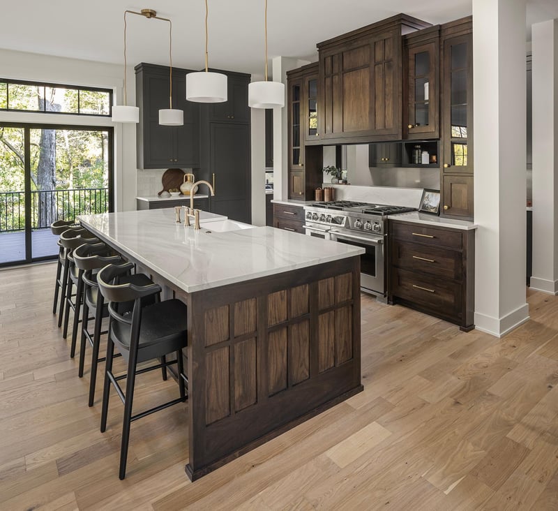 2326 Oakland Rd, Minnetonka, MN 55305