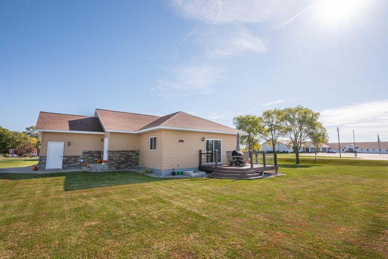 700 9th St NE, Perham, MN 56573
