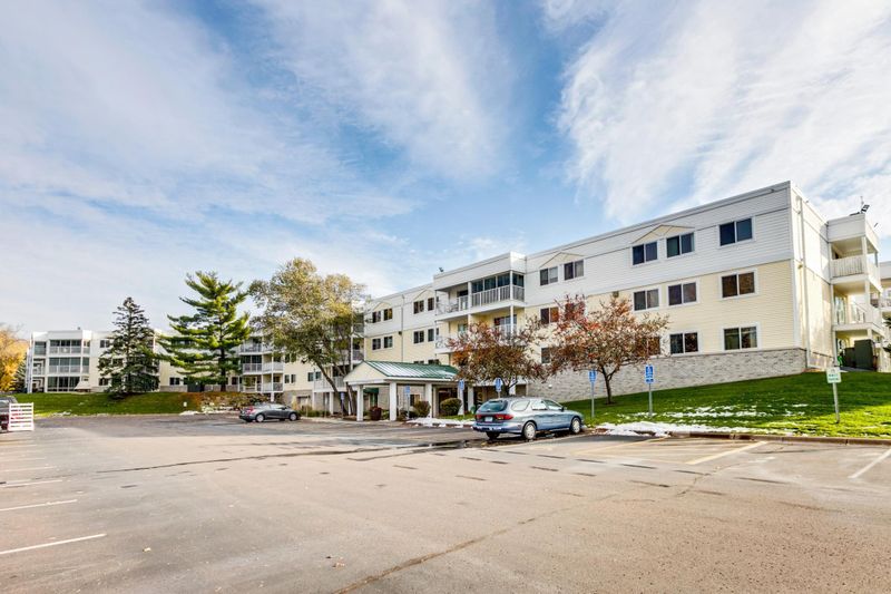 132 Demont Ave E #237, Little Canada, MN 55117