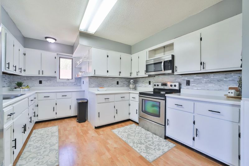 17275 Terratrac Rd, Brainerd, MN 56401