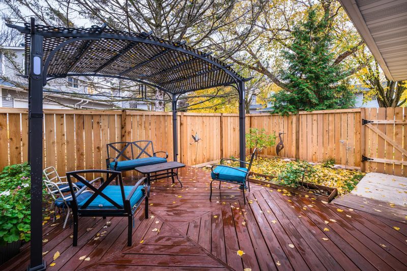 7705 Rimbley Rd, Woodbury, MN 55125
