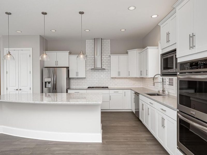 5980 Kimberly Ln N, Plymouth, MN 55446