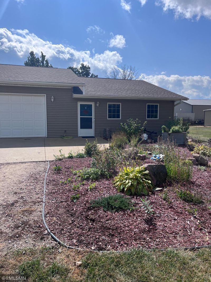 266 Montgomery Ave SW, Montgomery, MN 56069