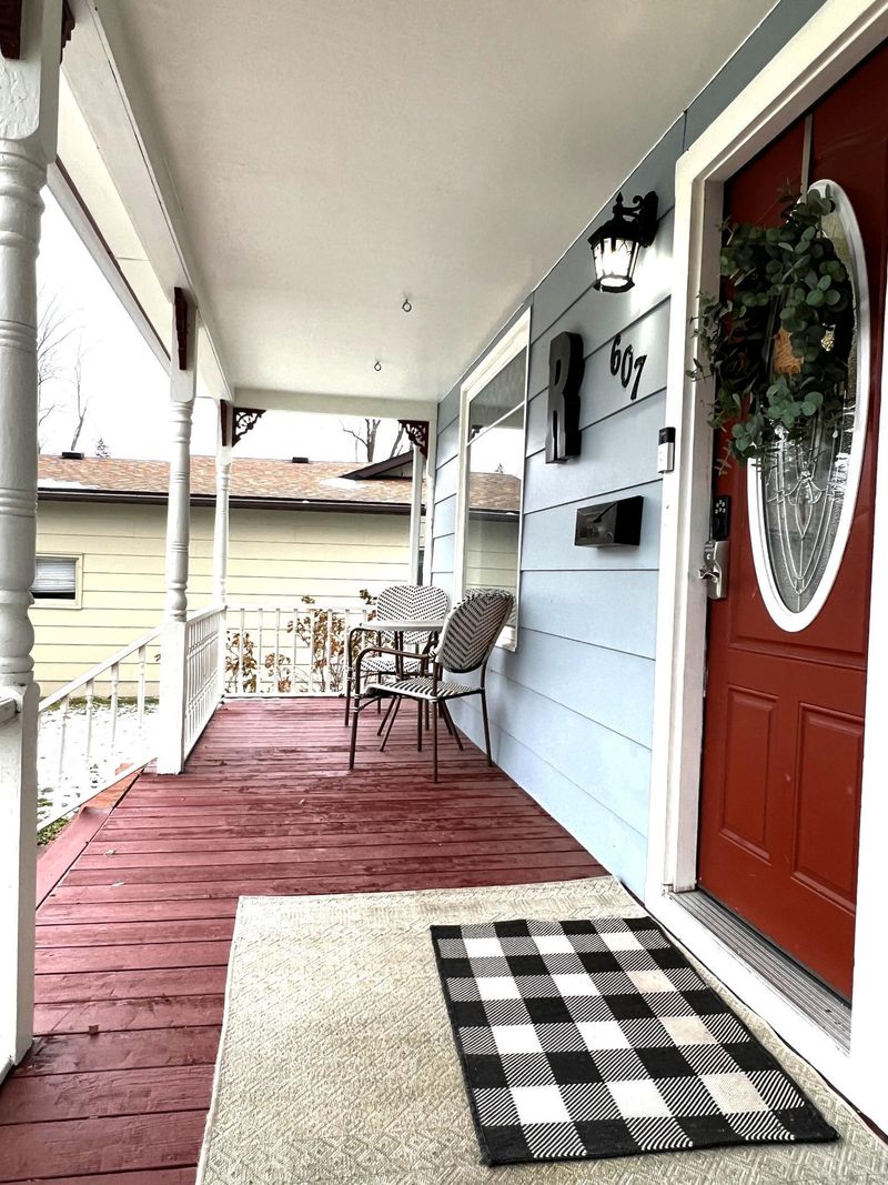607 6th St NE, Fosston, MN 56542