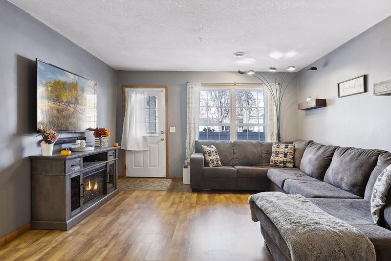 10066 Fillmore St NE #B, Blaine, MN 55434