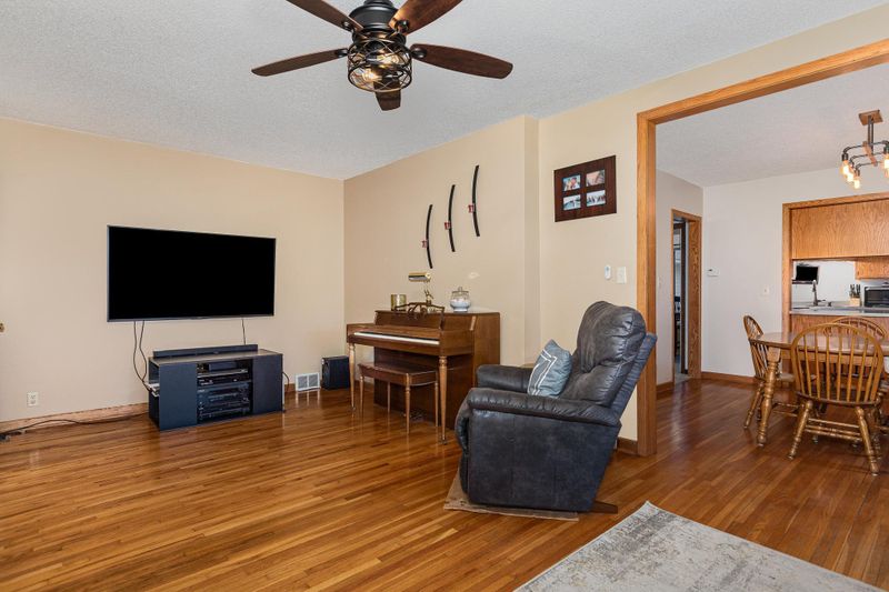 19223 Gillis St NW, Cedar, MN 55011