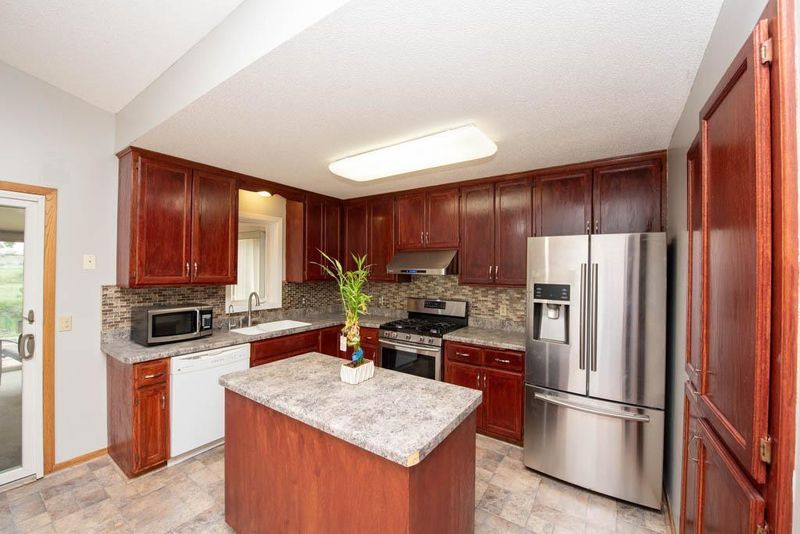 7207 109th Cir N, Champlin, MN 55316