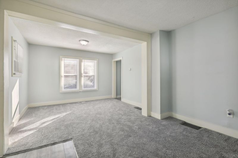 1925 Sheridan Ave N, Minneapolis, MN 55411