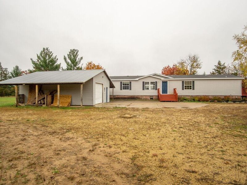 N2322 680th St, Menomonie, WI 54751