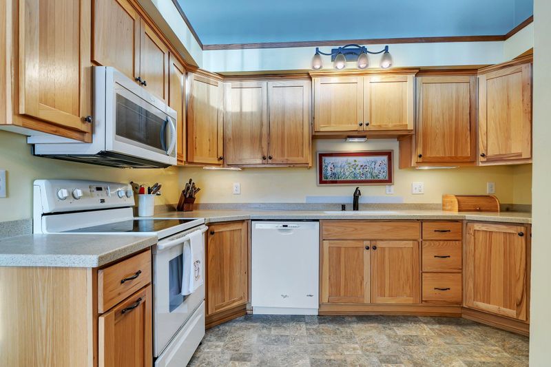 3207 Park Dr, Saint Cloud, MN 56303
