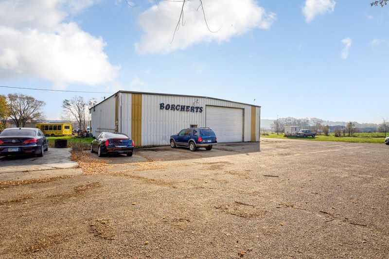 18295 Faribault Blvd, Faribault, MN 55021