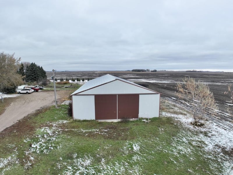 900 50th St SE, De Graff, MN 56271