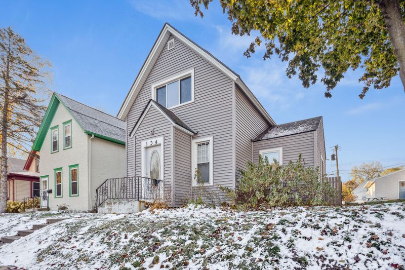 134 Annapolis St E, West Saint Paul, MN 55118