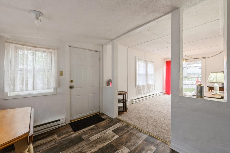 585 Annapolis St E, Saint Paul, MN 55118