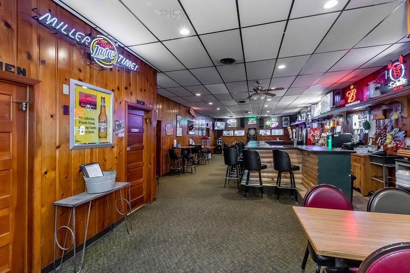 228 N Main St, Janesville, MN 56048