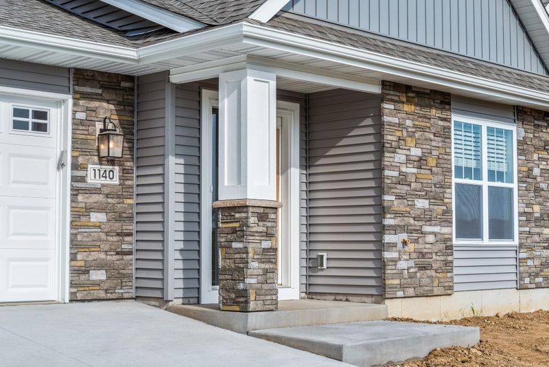 1022 Hewitt Blvd, Red Wing, MN 55066