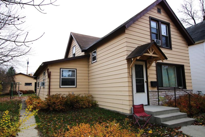 310 - 312 5th St SE, Staples, MN 56479
