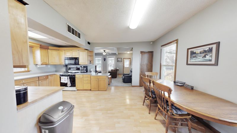 303 N Mantorville Ave, Kasson, MN 55944
