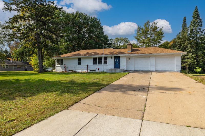 8180 Eastwood Rd, Mounds View, MN 55112