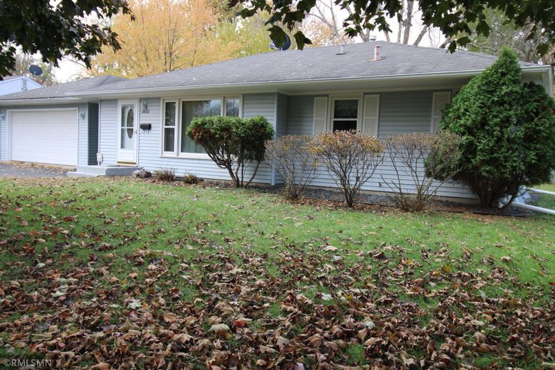 8422 Park Ave S, Bloomington, MN 55420