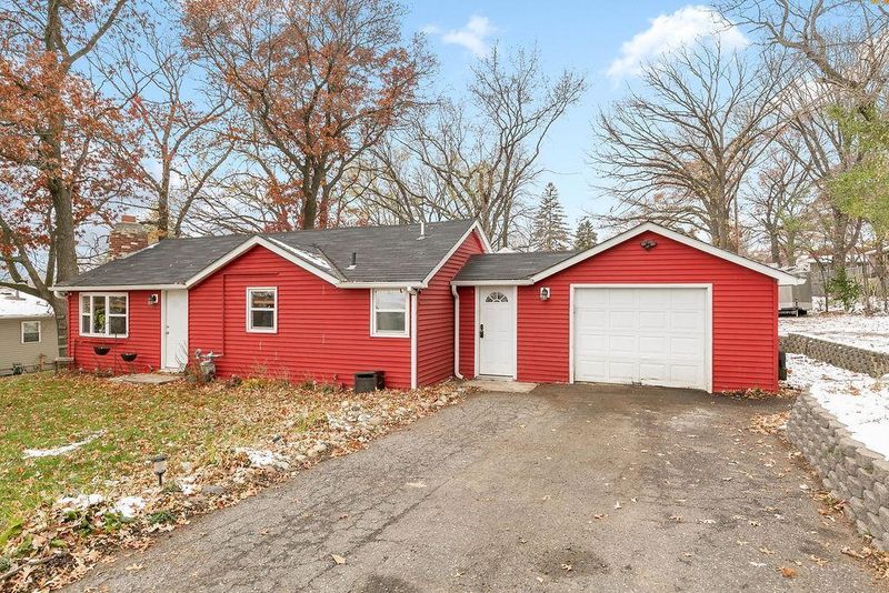 209 4th St NE, Sartell, MN 56377