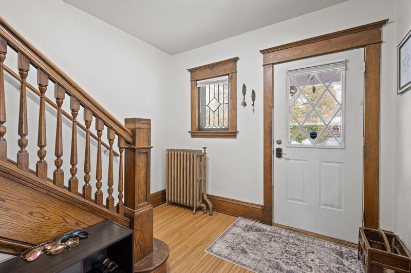 565 Mendota St, Saint Paul, MN 55106