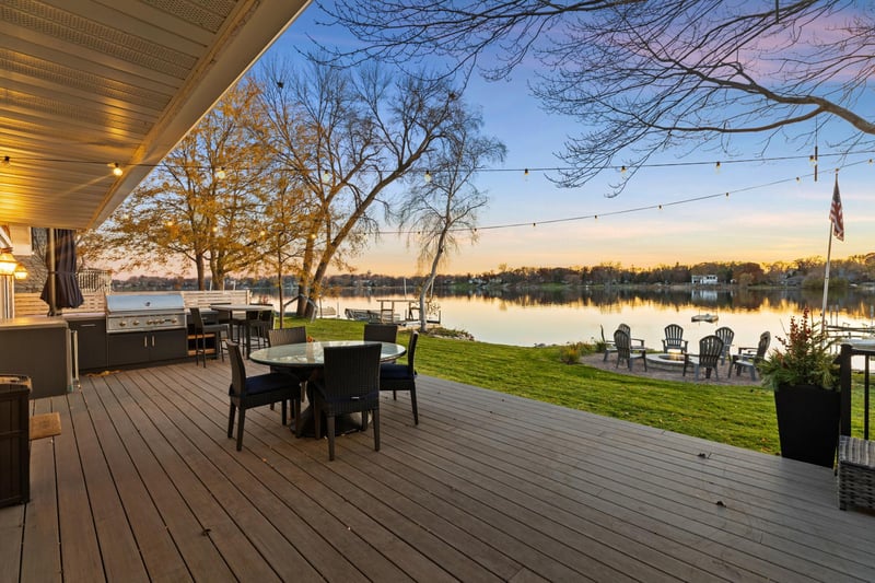 5361 Baywood Shores Dr, Mound, MN 55364