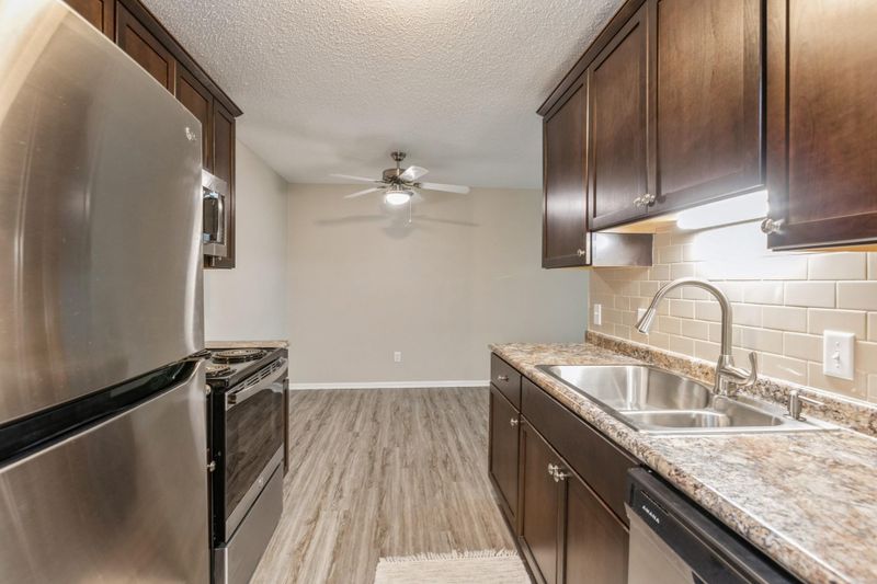 14630 Garrett Ave #412, Apple Valley, MN 55124