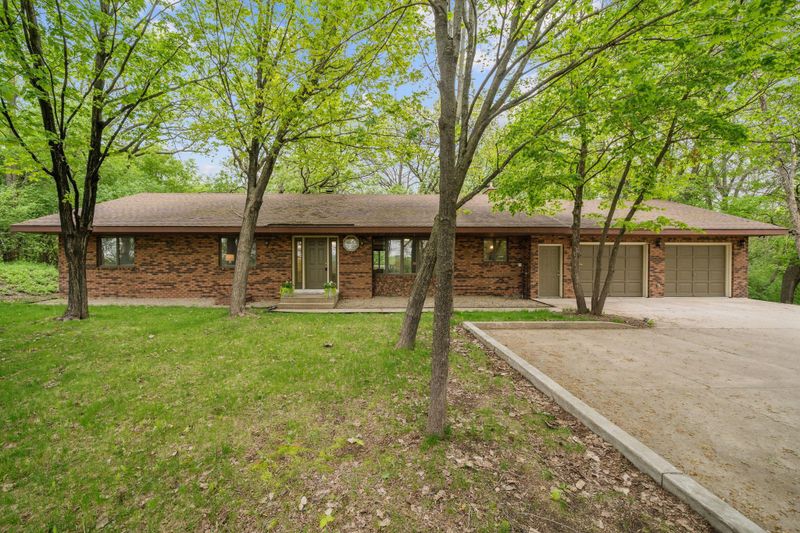 3731 Pilot Knob Rd, Eagan, MN 55122