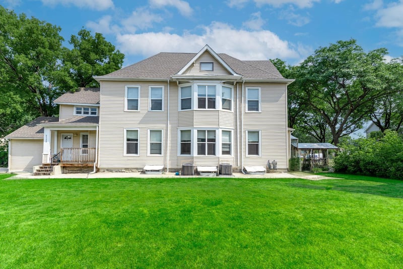 2125 Aldrich Ave N, Minneapolis, MN 55411
