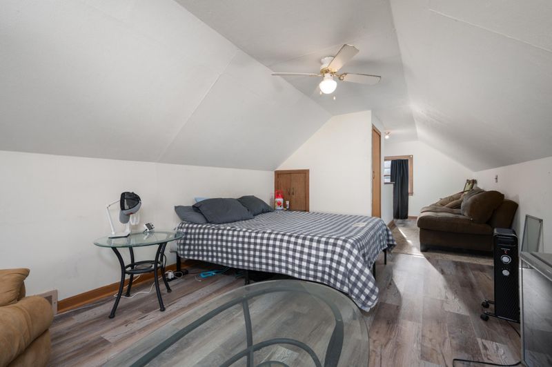 511 12th St SW, Austin, MN 55912