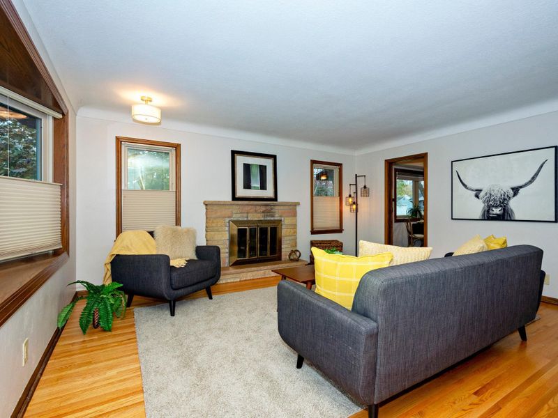 311 Ruby Dr, West Saint Paul, MN 55118