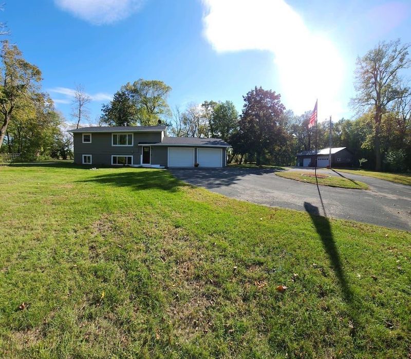 30475 Brentwood Rd, Paynesville, MN 56362