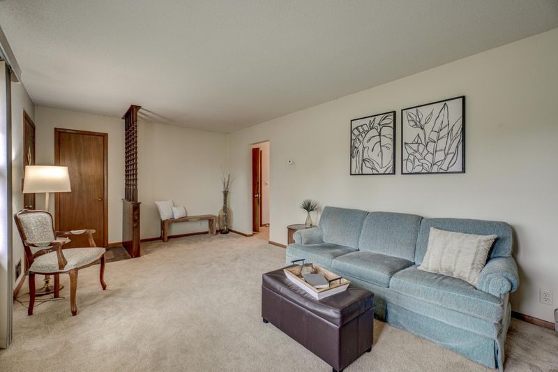 5000 76th Ave N, Minneapolis, MN 55443