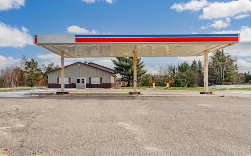 21988 Shallow Lake Rd, Warba, MN 55793
