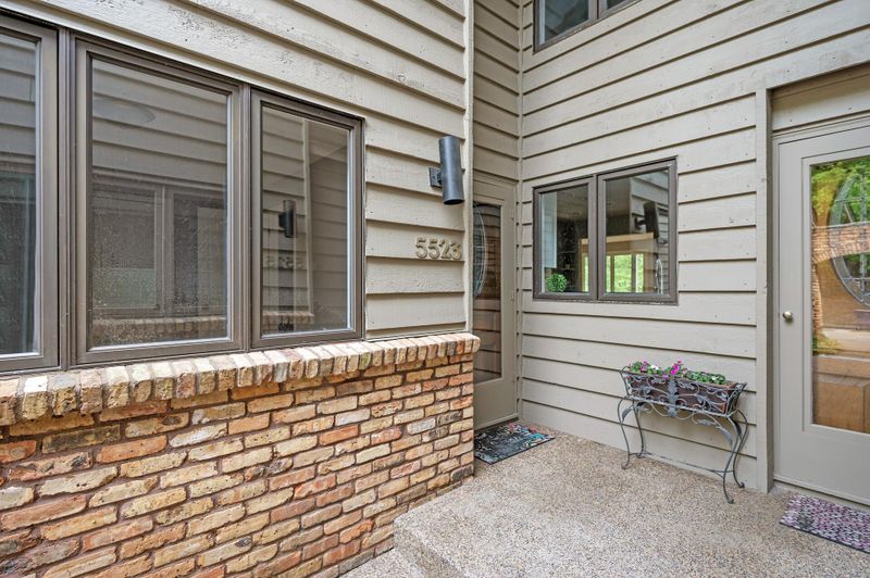 5523 Village Dr, Edina, MN 55439