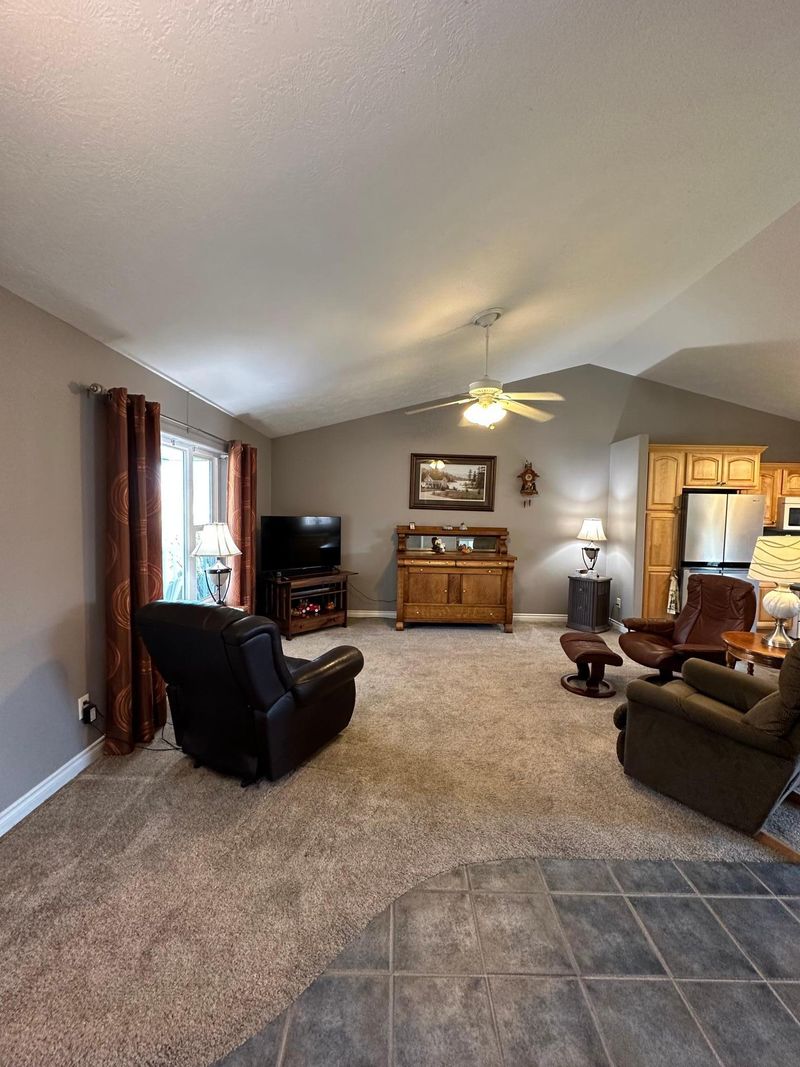 213 Pine Dr, Luverne, MN 56156