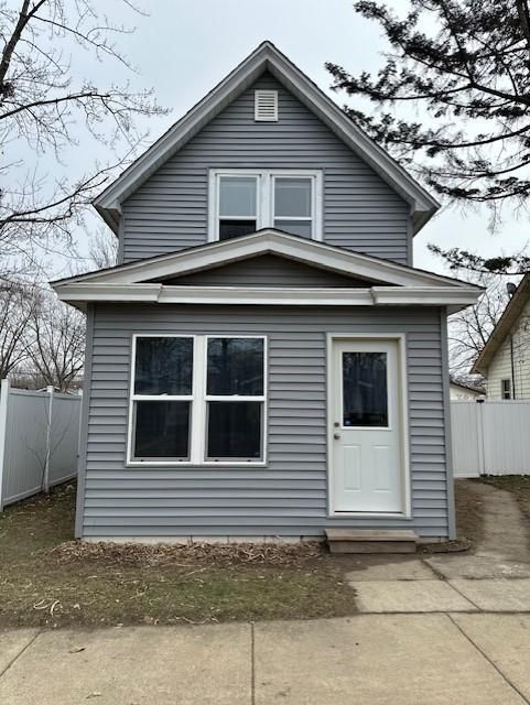 832 16th Ave S, Saint Cloud, MN 56301