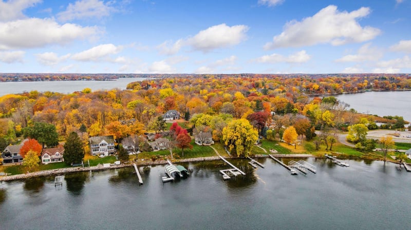 1650 Shadywood Rd, Wayzata, MN 55391