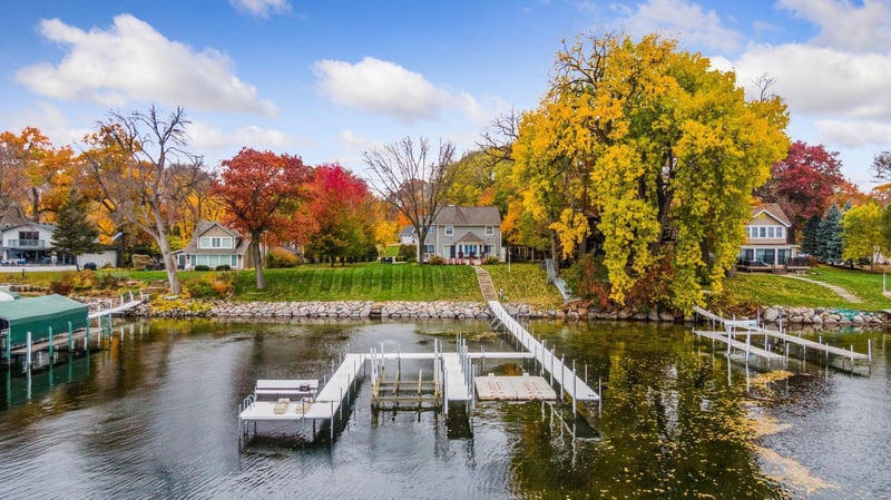 1650 Shadywood Rd, Wayzata, MN 55391