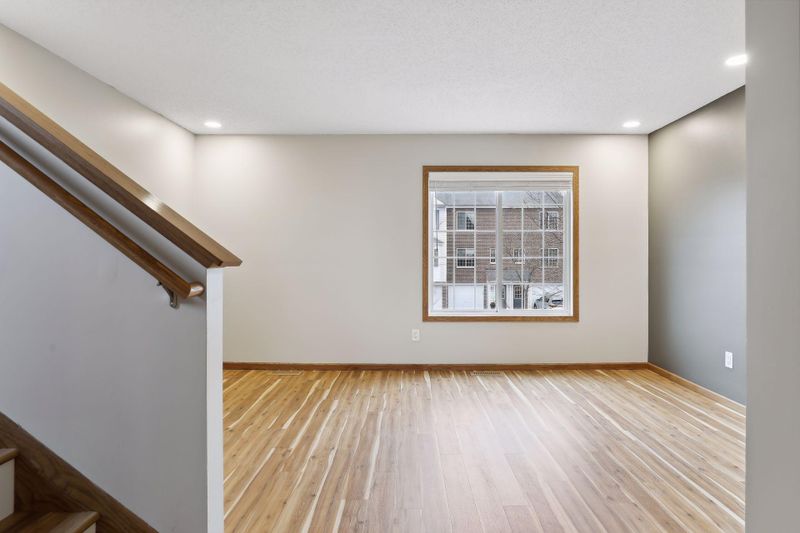 4826 Elm Dr N #8, Hugo, MN 55038
